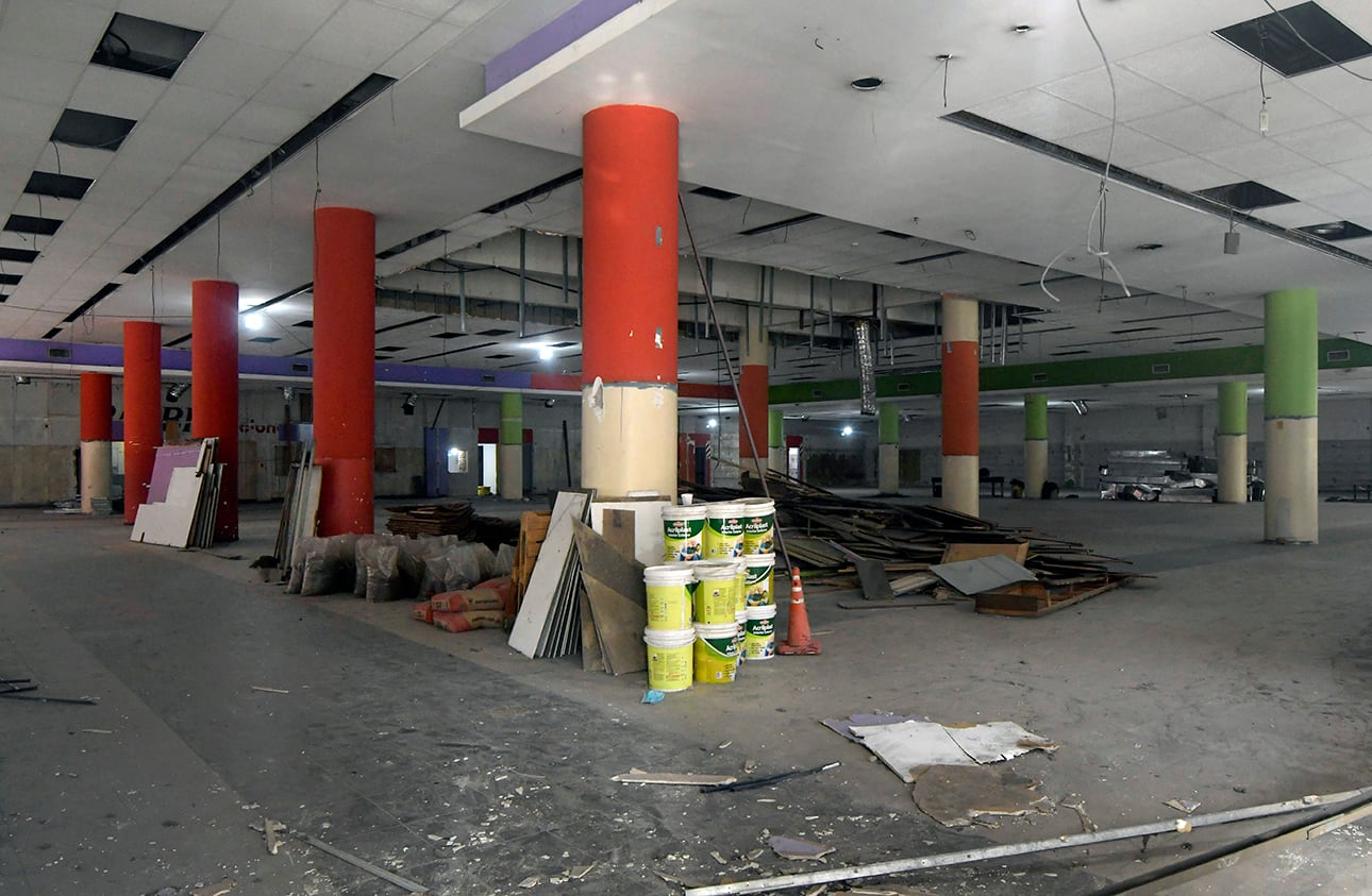 Edificio de la ex tienda Balbi, en 9 de julio y Las Heras 


Foto:  Orlando Pelichotti

