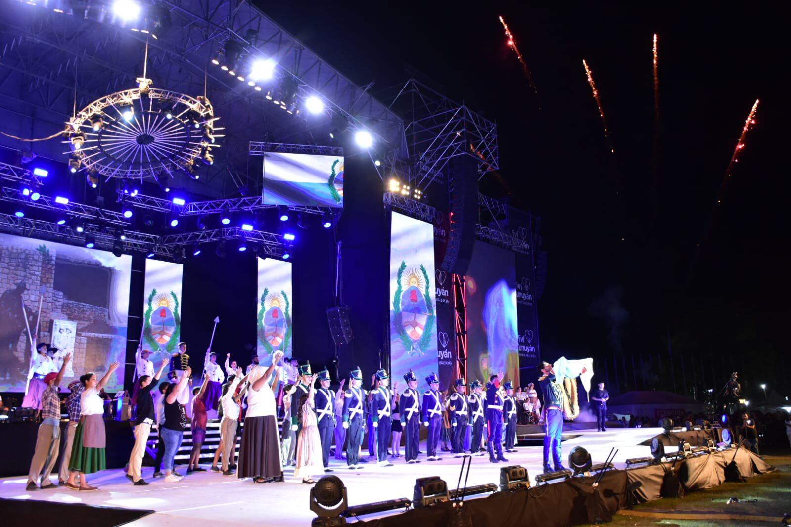 Vendimia  “Raíz de mi pueblo” tuvo una imponente presentación de 300 artistas. Foto: Gentileza