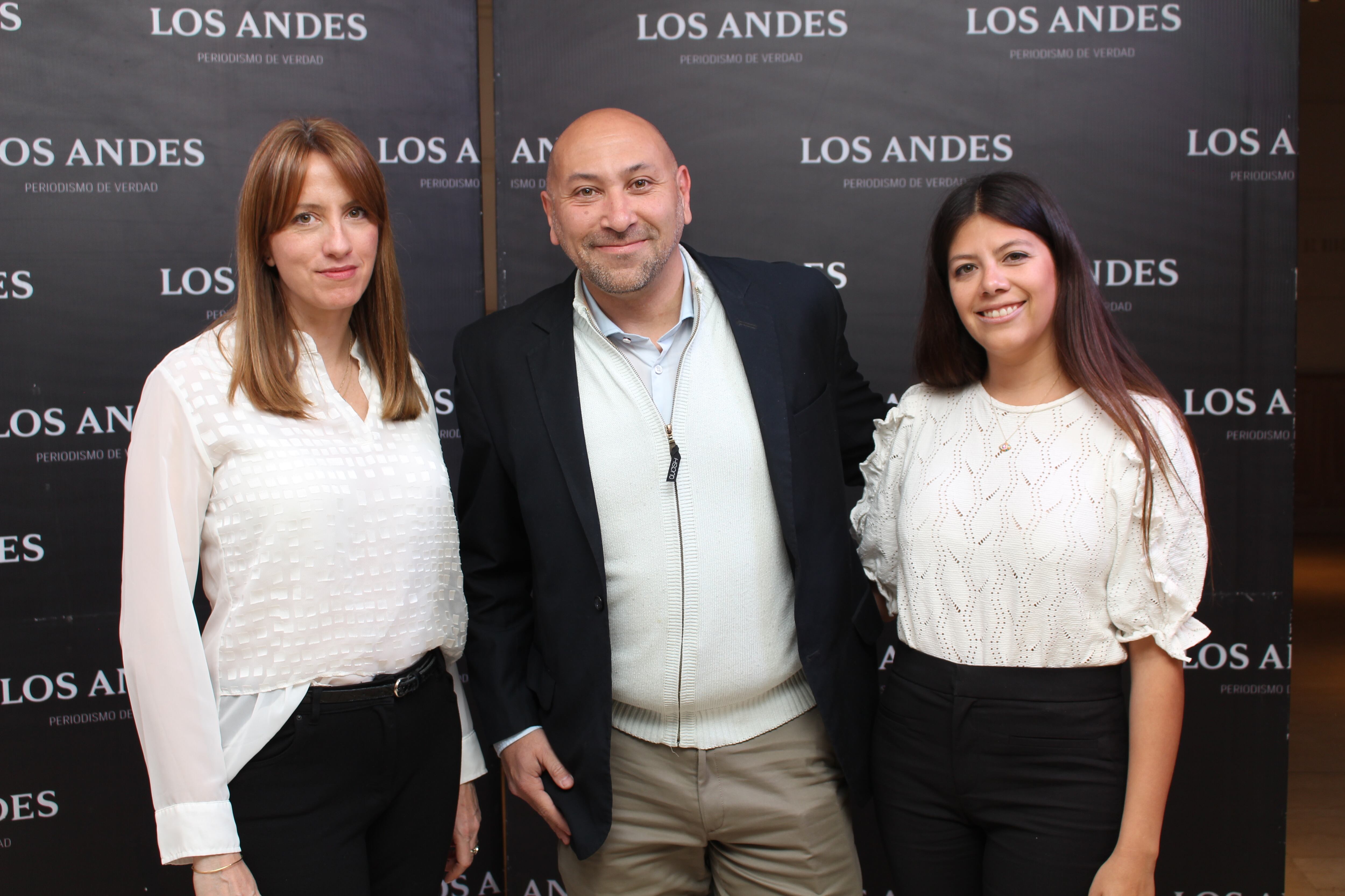 Julieta Nadin, Mariano Paz y Florencia Afranllie.