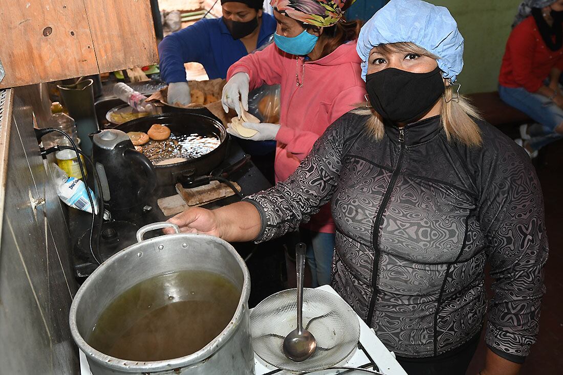 Mate cocido tomarán los chicos en esta ocasión, otras veces té o leche.