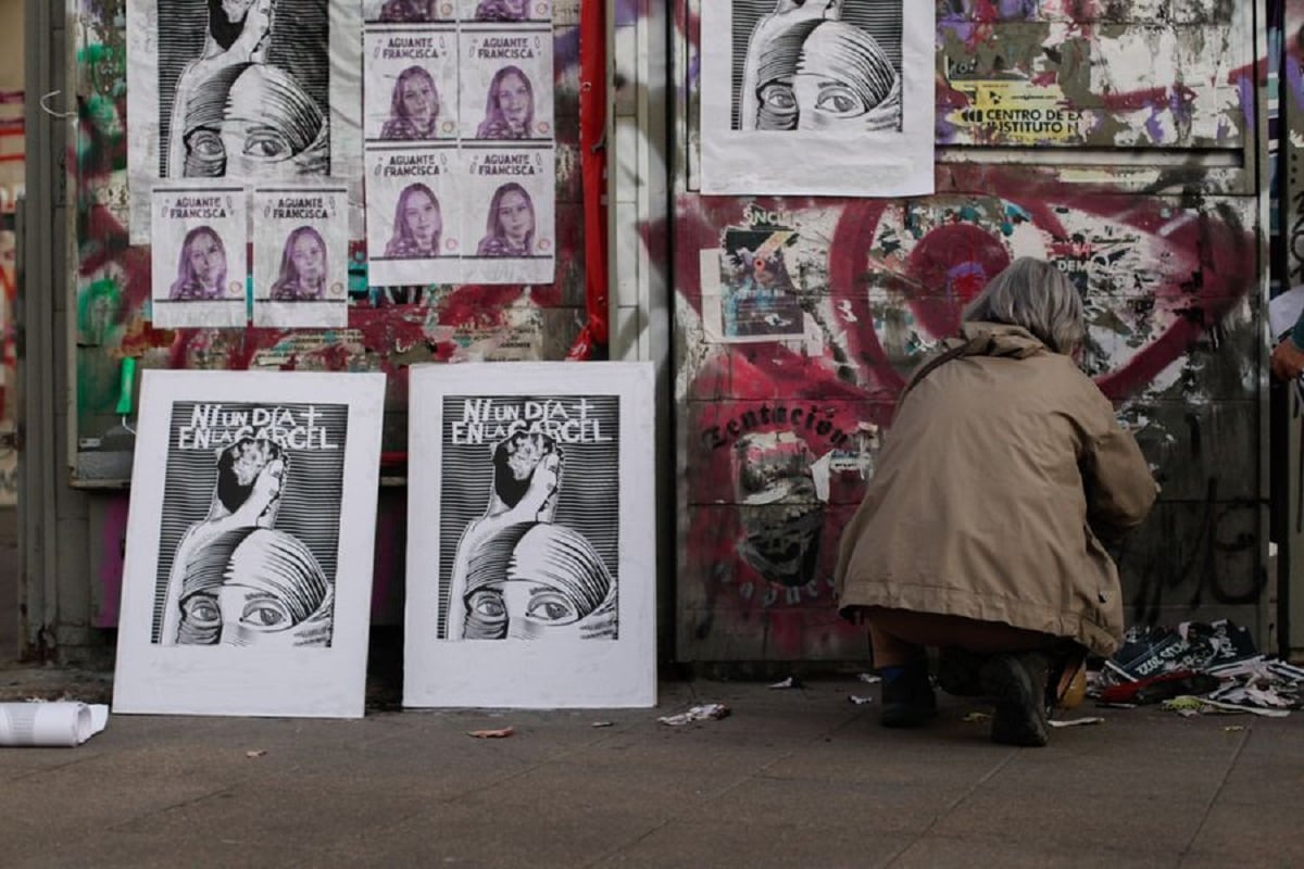 Pedidos de justicia por el ataque a la periodista Francisca Sandoval en Santiago de Chile (Gentileza / Agencia Uno)