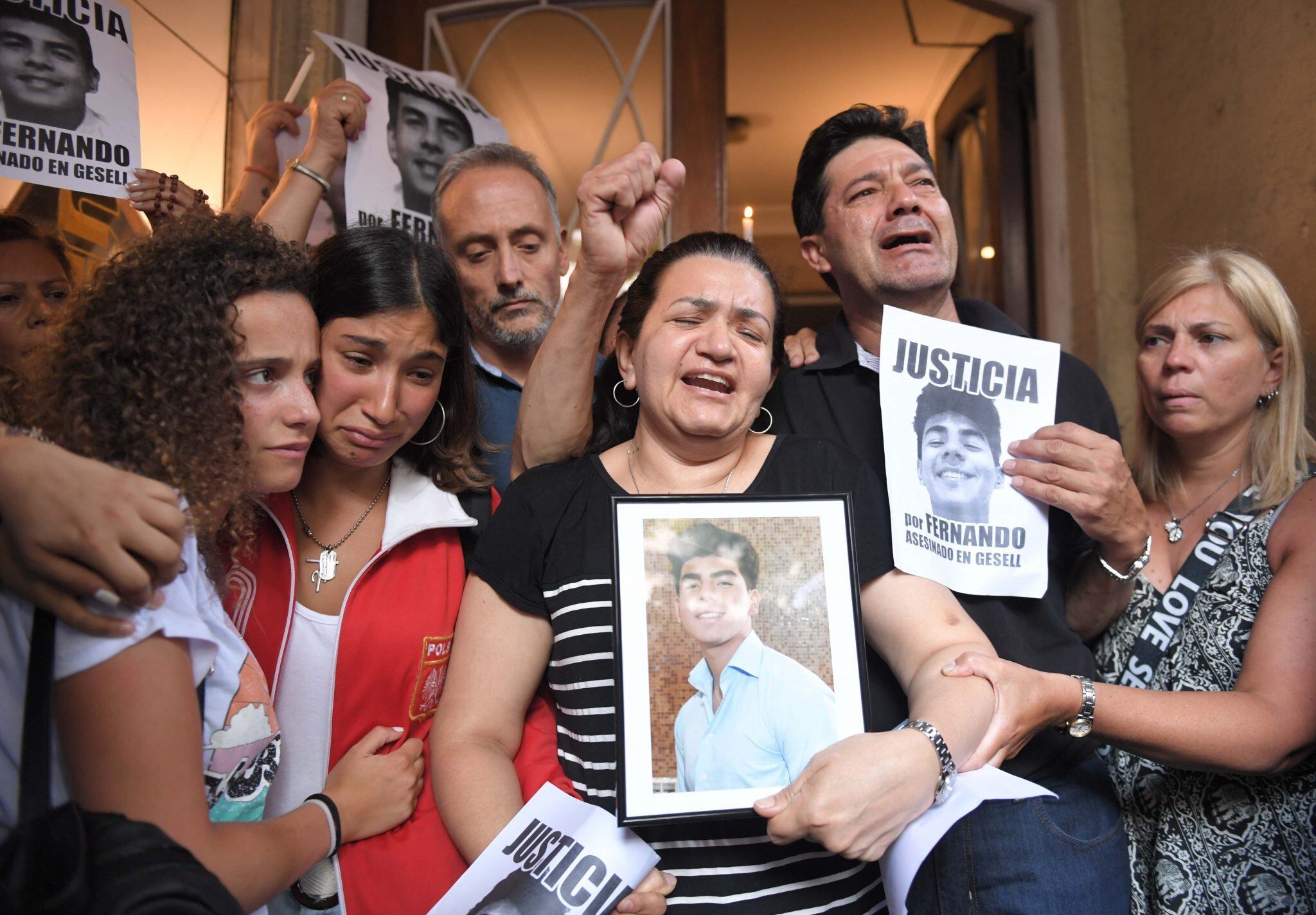 Familia de Ferrnando pidiendo justicia. / Gentileza