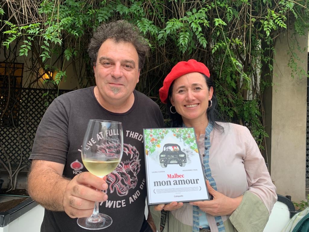 Alejandro Vigil y Laura Catena cuando presentaron su primer libro juntos, "Malbec mon  amour". - Los Andes