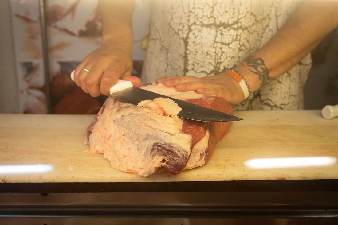 El precio de la carne no para de subir y en algunas carnicerías de Mendoza ya se vende a $1000 el Kg. Foto: Ignacio Blanco