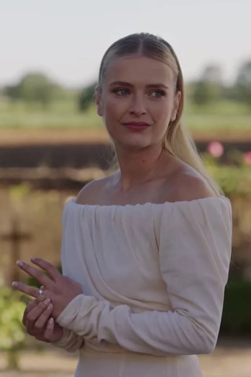 Un hermoso vestido de Jacquemus blanco