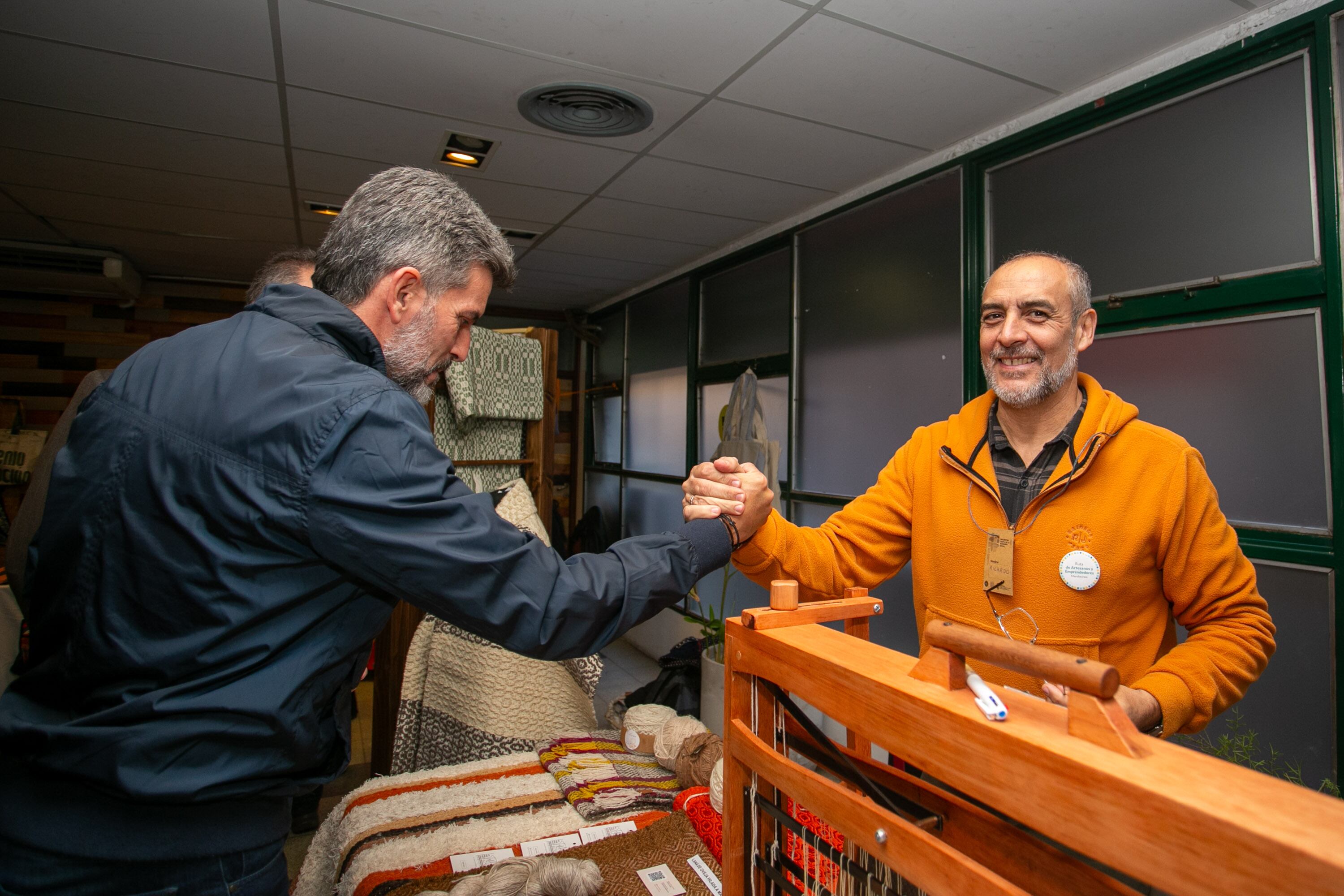 Ulpiano Suarez participó de la apertura del Encuentro Textil de la Economía Social.