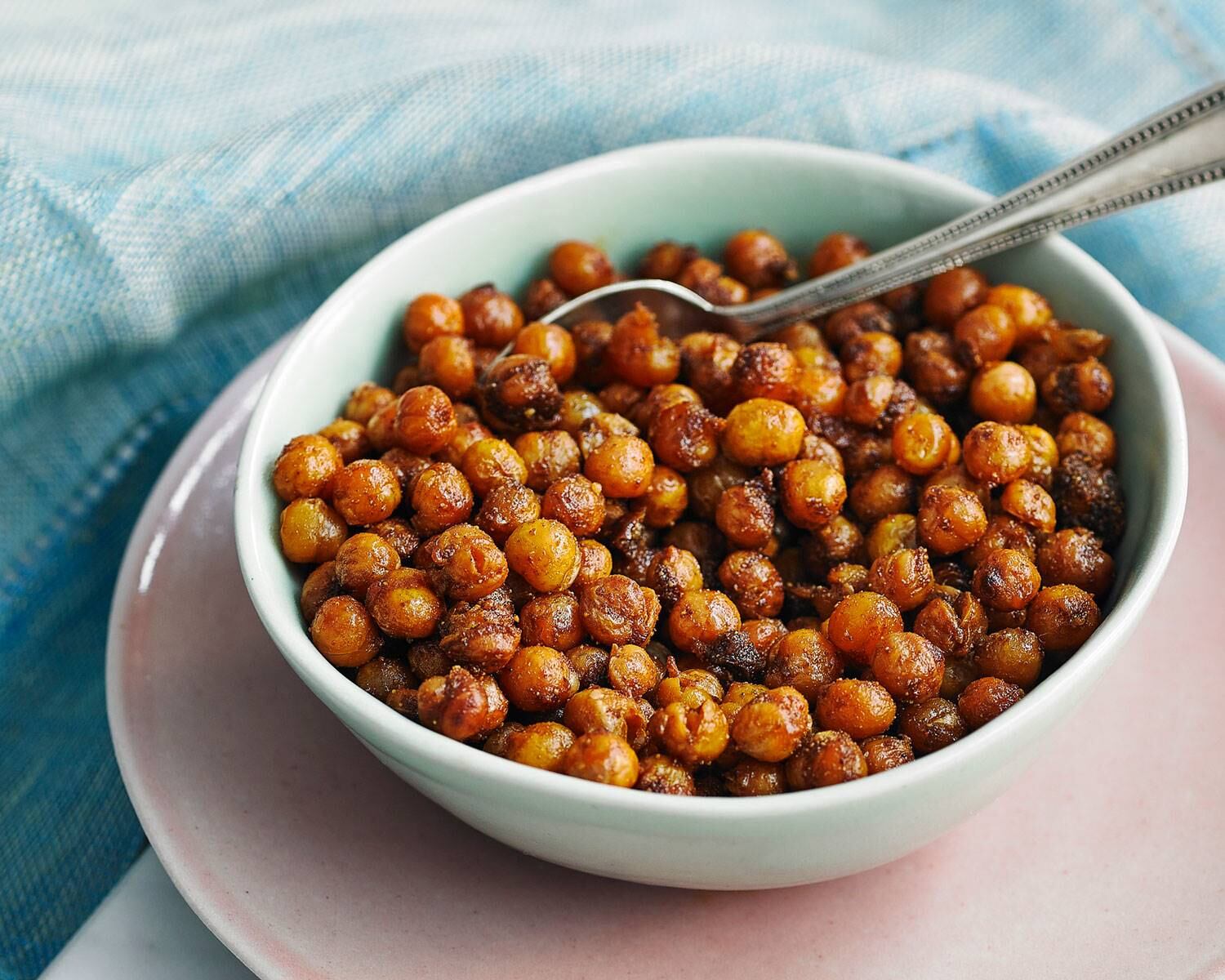 Garbanzos al horno, un snack saludable.