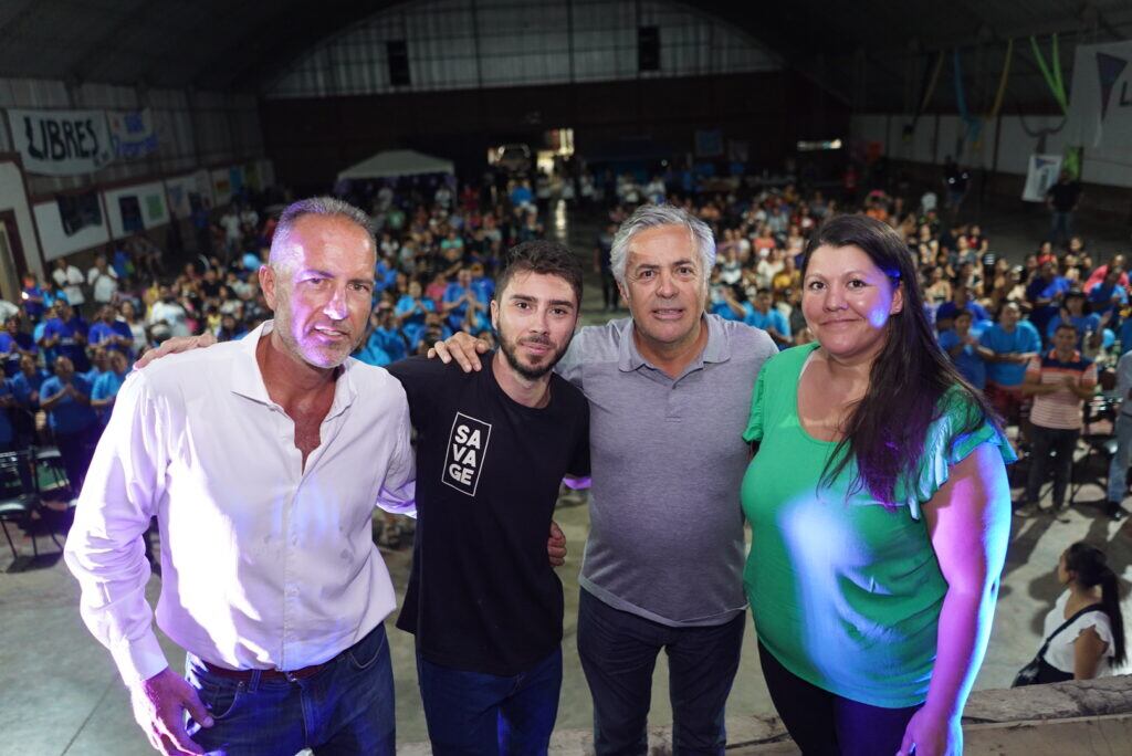 Alfredo Cornejo presentó a Lucas Luppo como precandidato a intendente de Lavalle. Prensa UCR