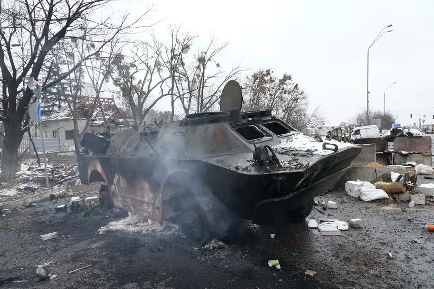 Al parecer, el bombardeo contra Járkov se habría hecho con bombas de racimo, lo que representa un crimen de guerra. 