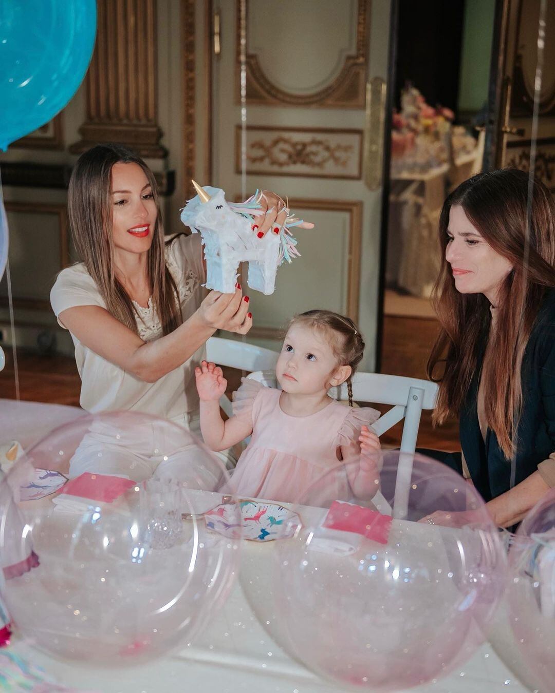 El cumpleaños de Ana, la hija de Pampita, en un lujoso hotel. Gentileza Instagram.