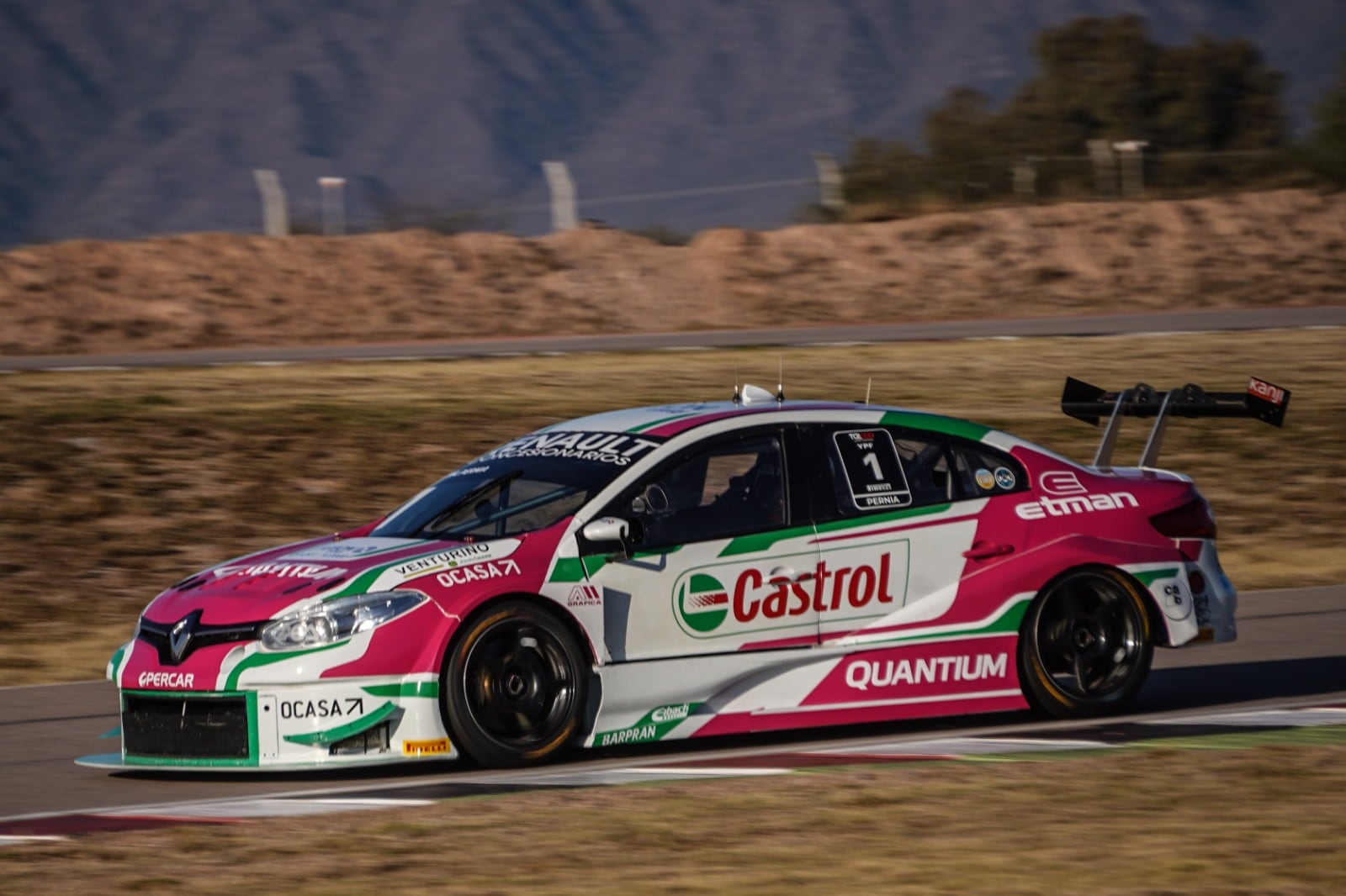 Leonel Pernía ganó la segunda final del TC2000 en La Rioja