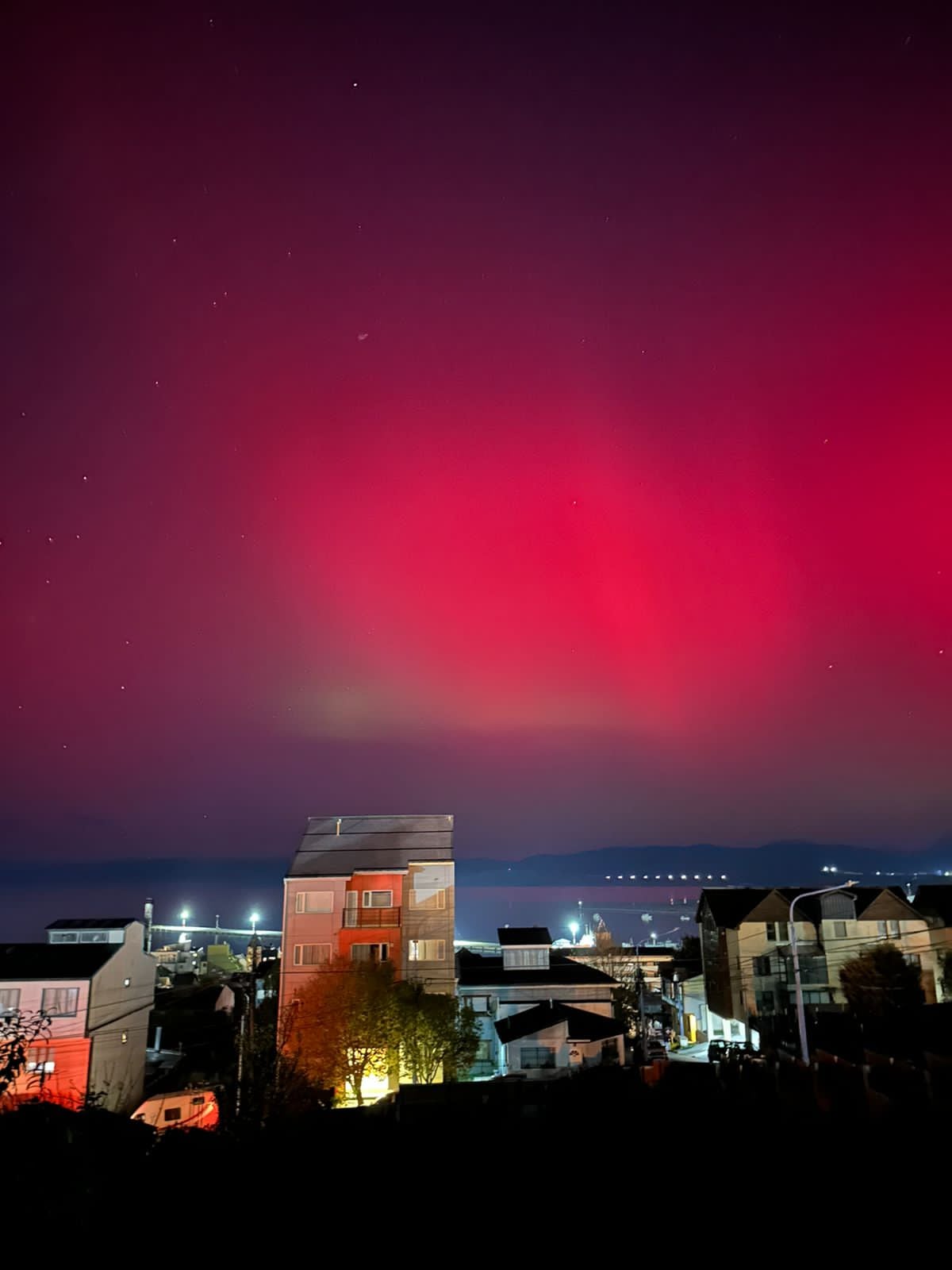 La tormenta solar provocó auroras sobre Ushuaia y las bases antárticas.