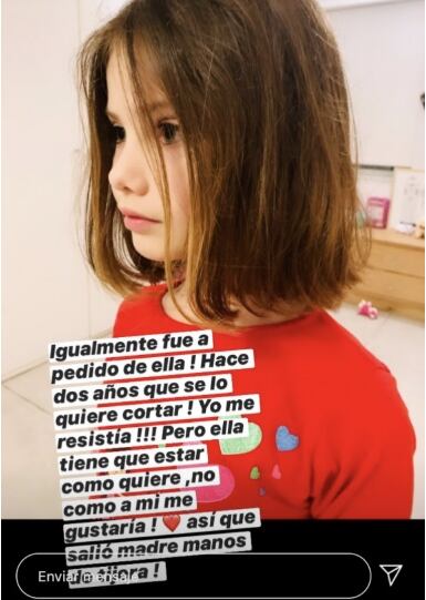 Sabrina le hizo un corte Bob a su hija.