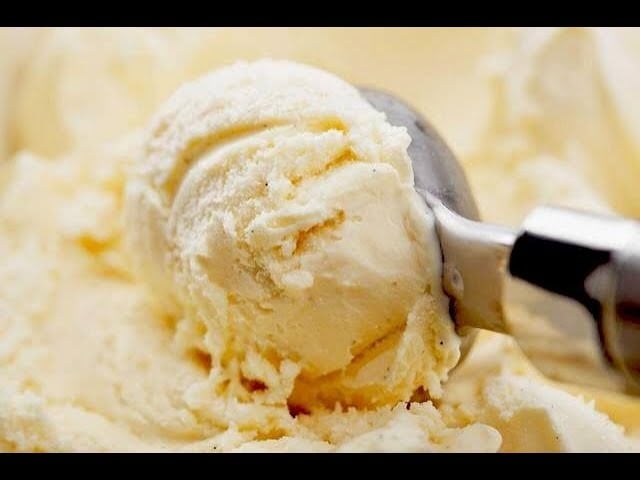 Cómo hacer helado de vainilla sin crema de leche.