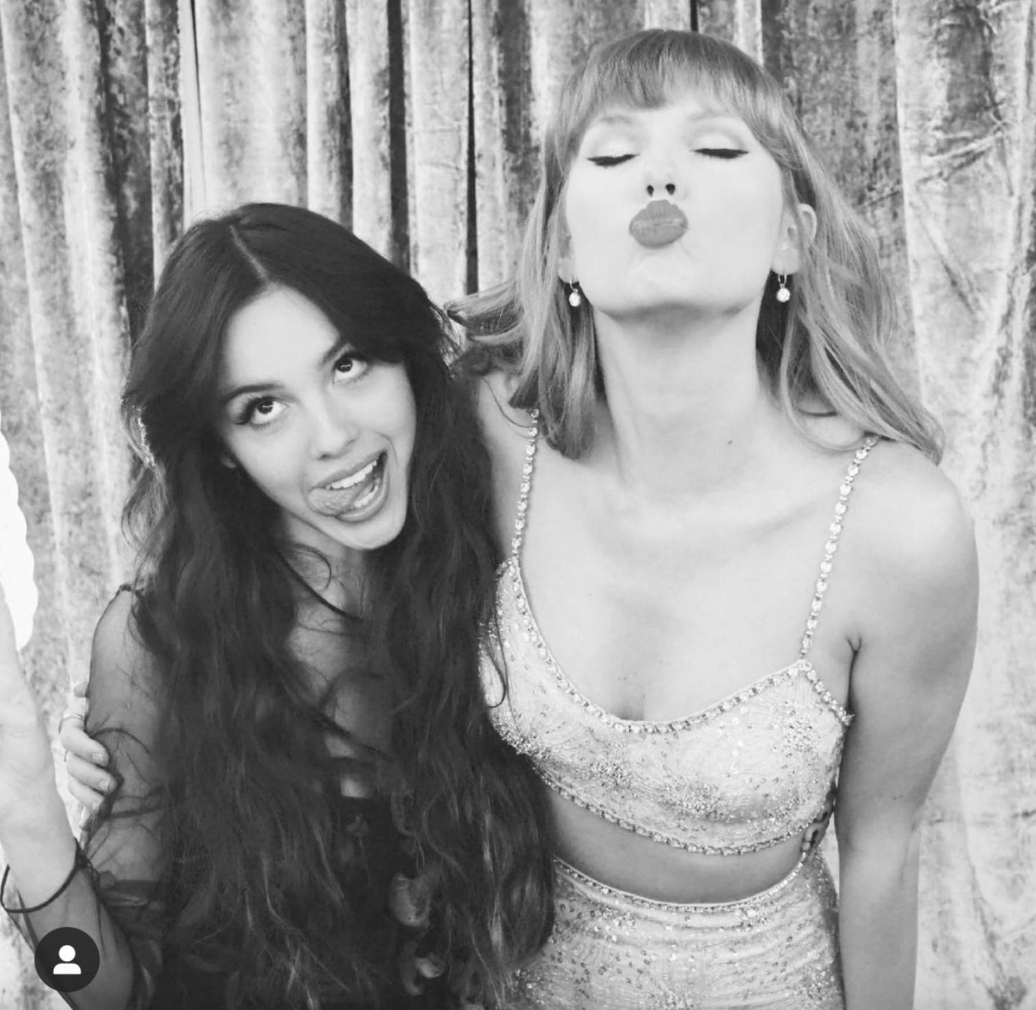 Olivia con Taylor en los BCA