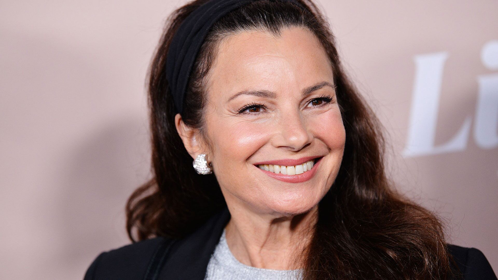 Fran Drescher, Nana Fine.