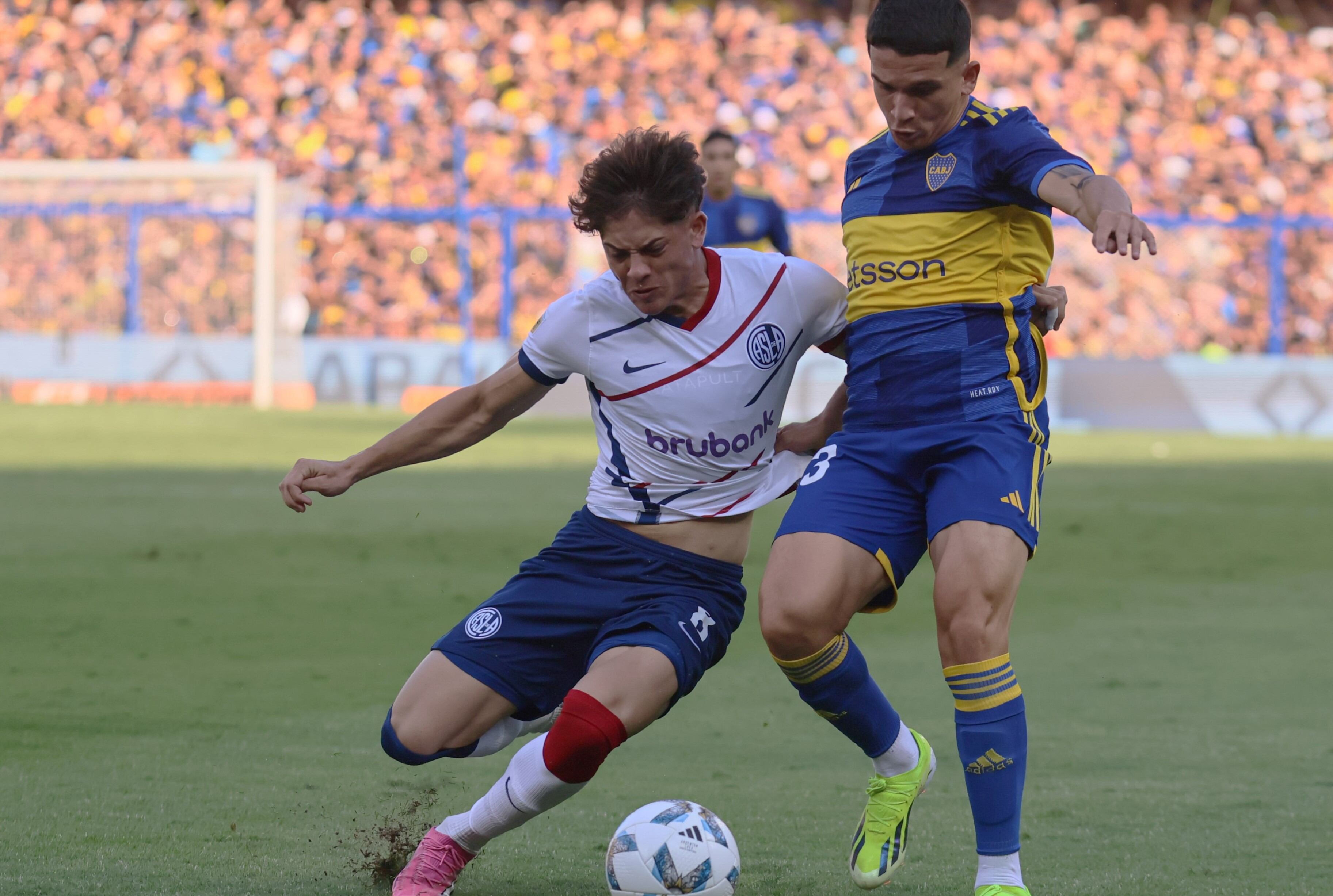 Boca y su partido ante San Lorenzo en La Bombonera. (Fotobaires).