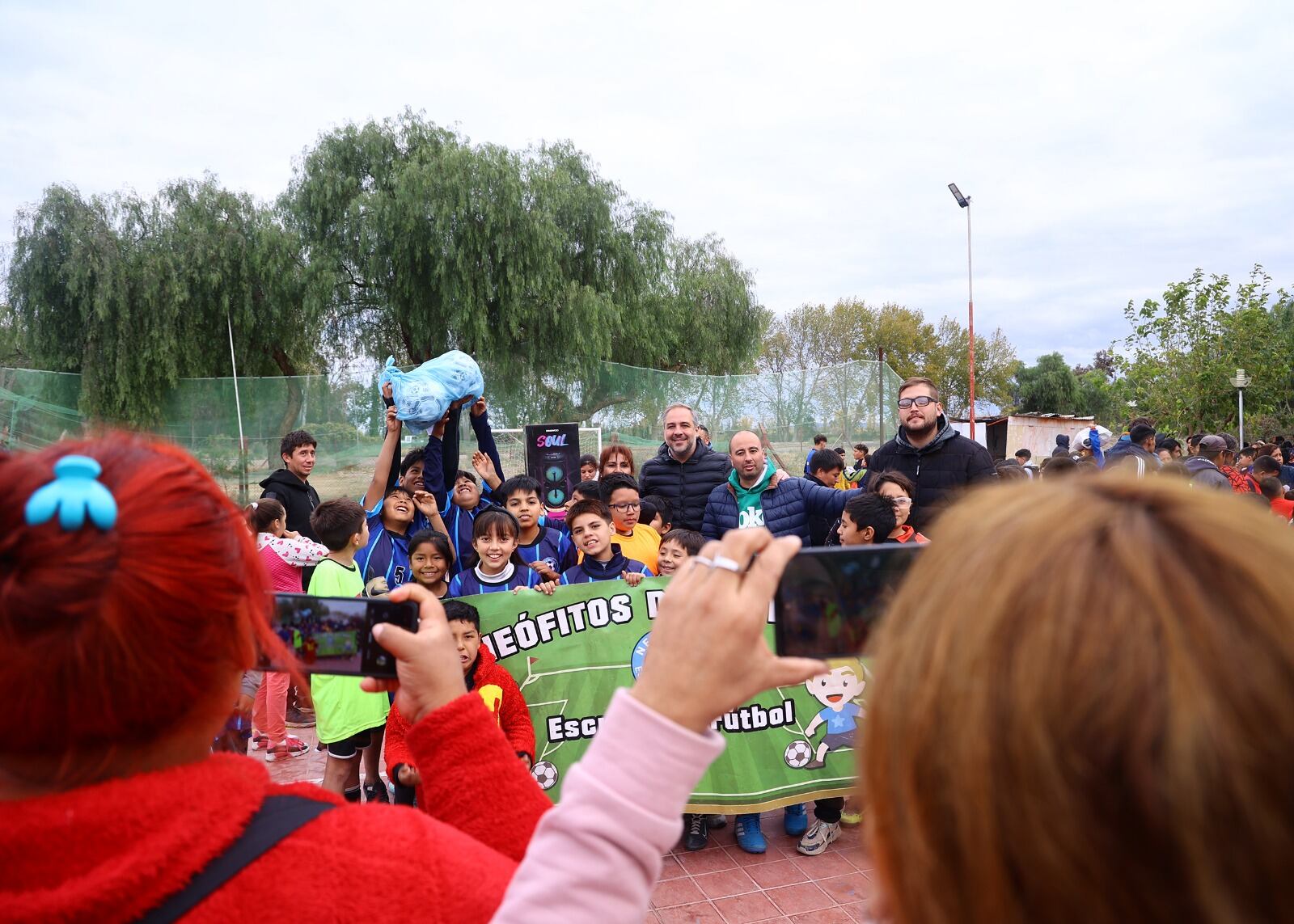 Stevanato lanzó el programa de fútbol infantil en la zona este. Foto: Maipú Municipio.