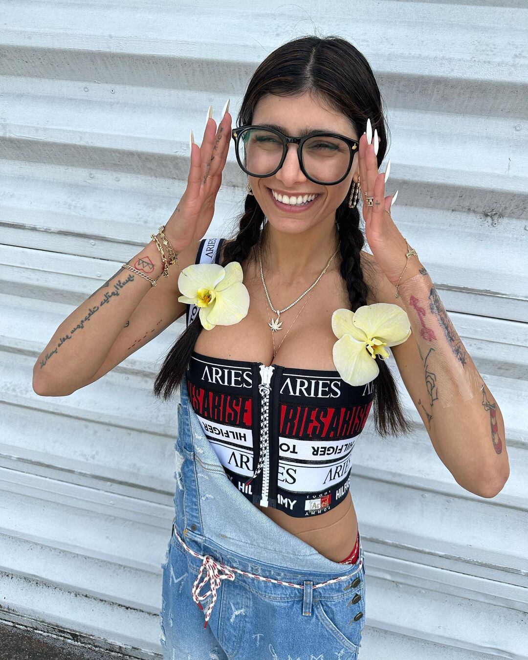 Mia Khalifa demostró que su delantera es inigualable