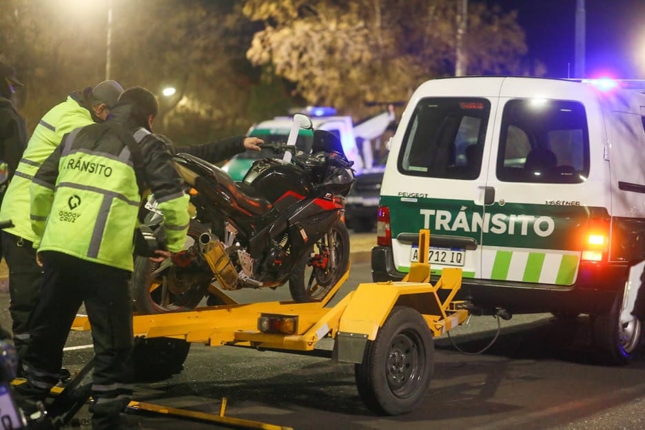 Godoy Cruz puso en funcionamiento dos decibelímetros y en una noche retuvo seis motocicletas.