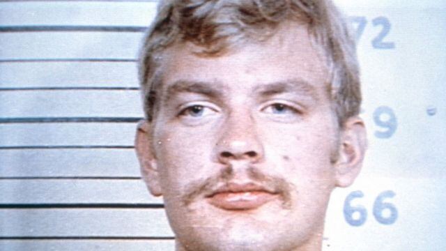 Así murió Jeffrey Dahmer, el asesino más popular de Netflix.