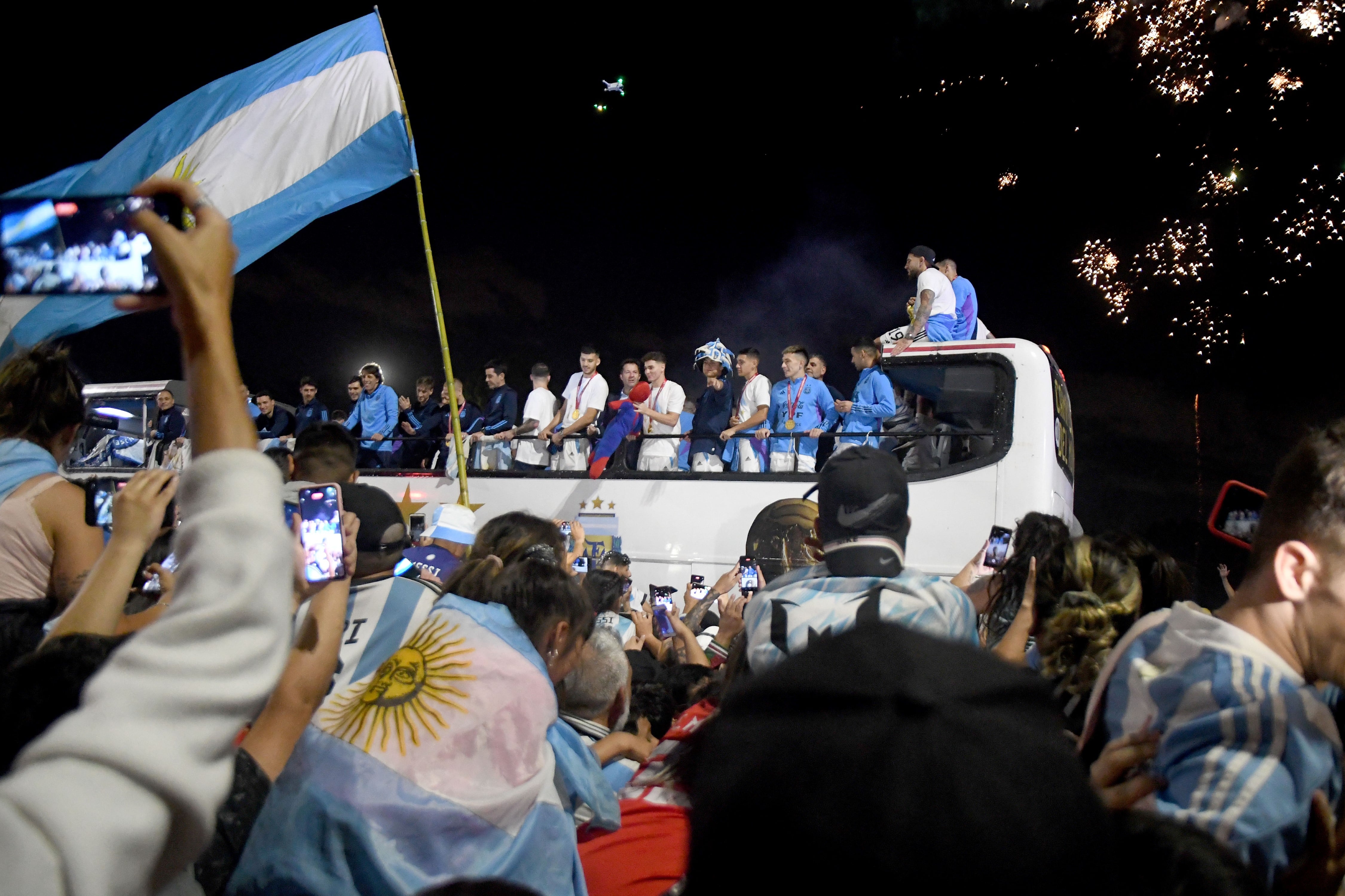 Así fue la llegada de la Selección Argentina al país. / Foto: Clarín