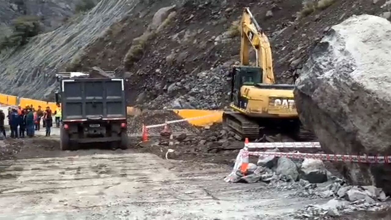 Afirman que tardarán un año en reparar la ruta al paso Pehuenche