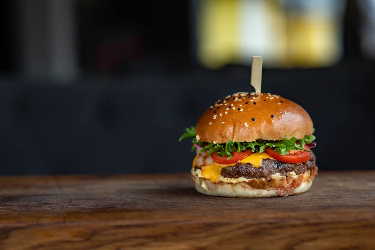 La receta del pan casero de hamburguesa más fácil de todas.