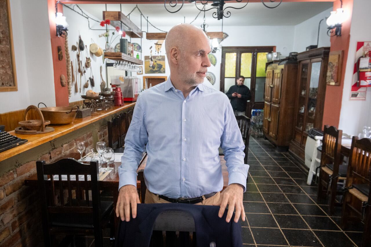 El precandidato a presidente, Horacio Rodríguez Larreta, presentó en Mendoza su plan de 8 propuestas para los jubilados si llega a ganar las elecciones presidenciales.

Foto: Ignacio Blanco / Los Andes