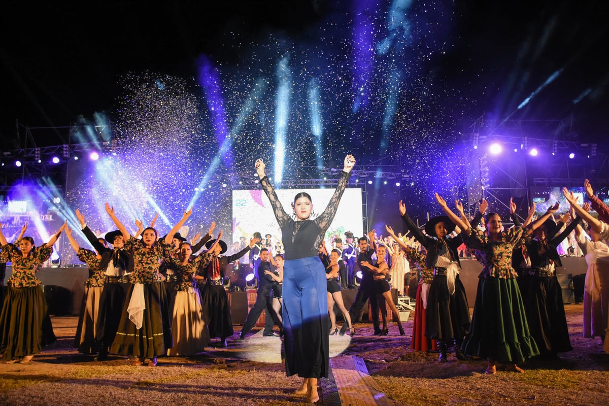 Geografía del Bonarda, asi se tituló la fiesta de la Vendimia departamental de San Martín donde Nazarena Nicosia fué electa como la flamante soberana. Mariana Villa / Los Andes