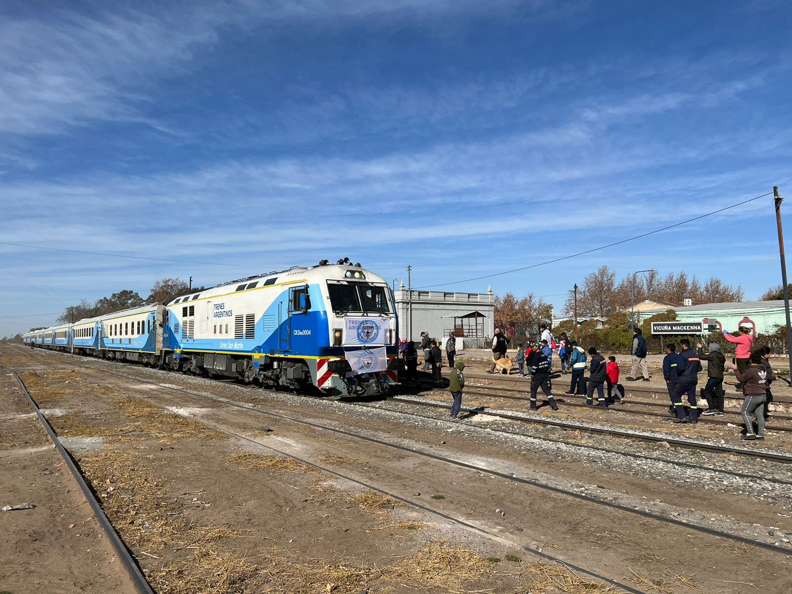 El tren de pasajeros llegó a 400 km de Mendoza: así se vivió el día de fiesta y el sueño de la vuelta. Foto: Gentileza Pablo Anglat.