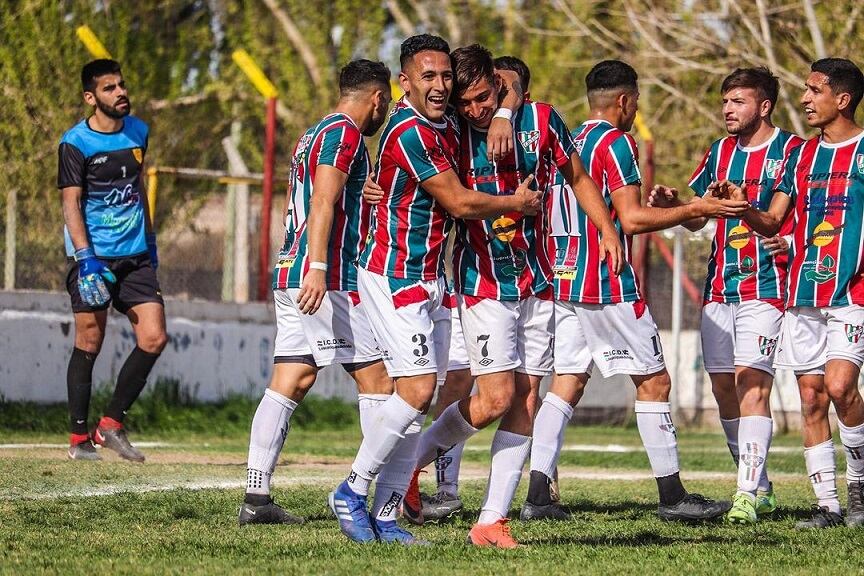 Guaymallén derrotó a Murialdo con gol de Ramiro Villarreal y es escolta. / Foto: Ema Maza.