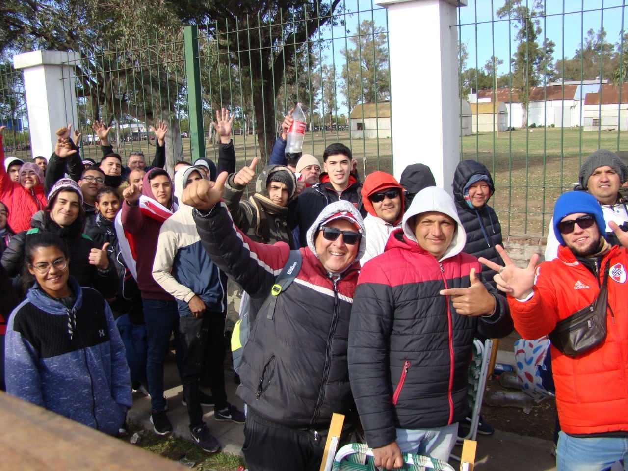 Locura por River en Chaco: los hinchas ya se preparan para disfrutar del partido del equipo de Gallardo.