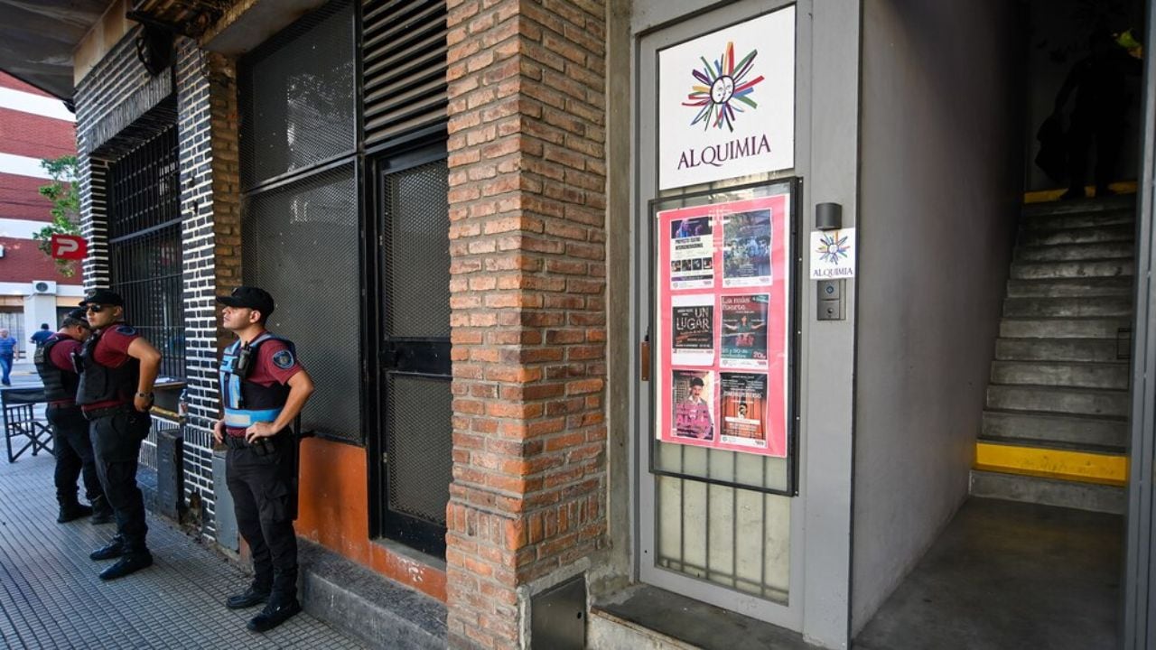 Teatro en el que le robaron al elenco de No te vistas para cenar / Gentileza RS Fotos