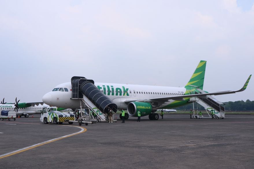 El hombre fue detenido al bajarse del avión en el aeropuerto de Ternate.