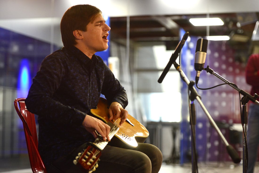 Nahuel Pennisi, músico.  (Nicolás Bravo / La Voz)