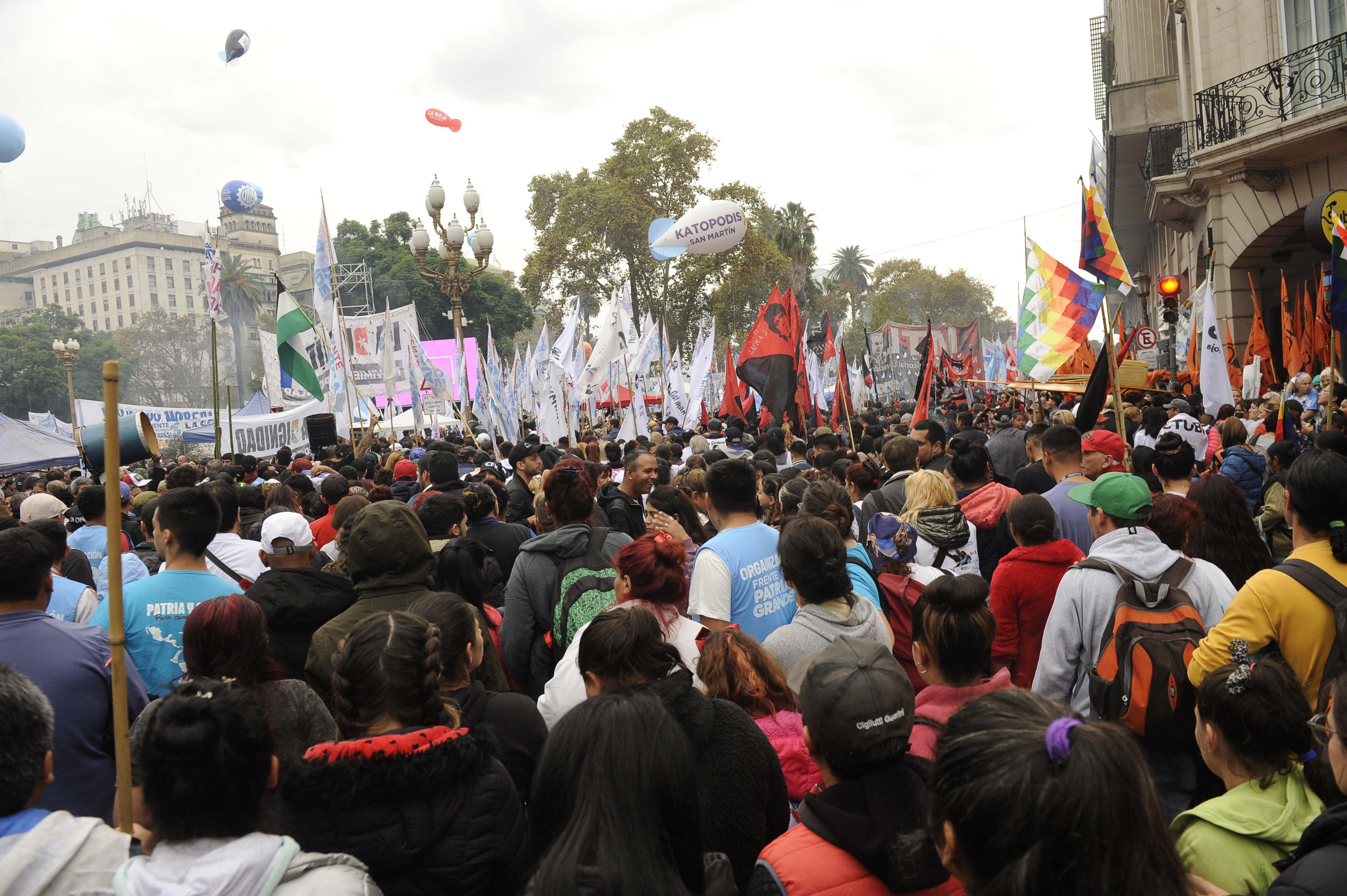 Así está ahora la Plaza de Mayo en espera del acto de Cristina Kirchner. / Foto: Clarín