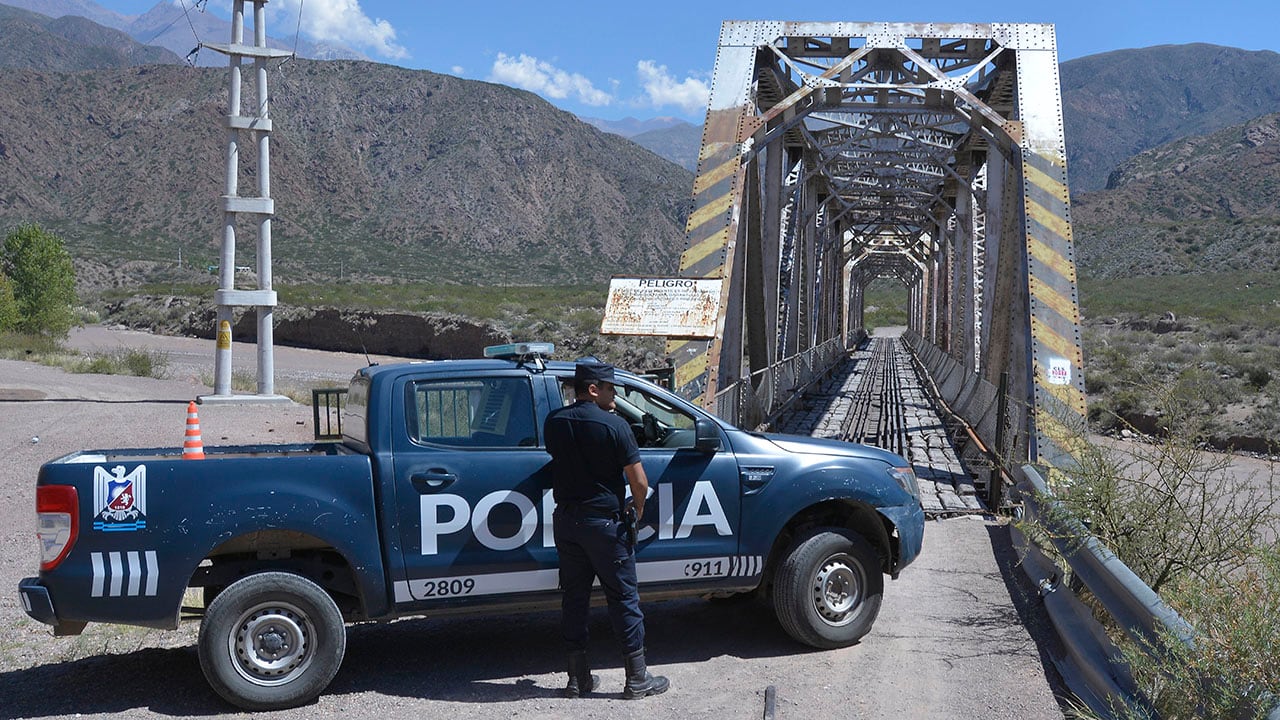 Las Heras hace foco en los problemas de "accesibilidad" de una parte del perilago.
Foto: Orlando Pelichotti / Los Andes