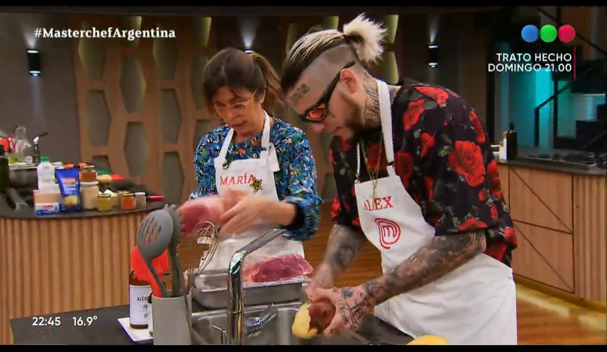 El cruce entre Alex Caniggia y María O'Donnell en Masterchef.