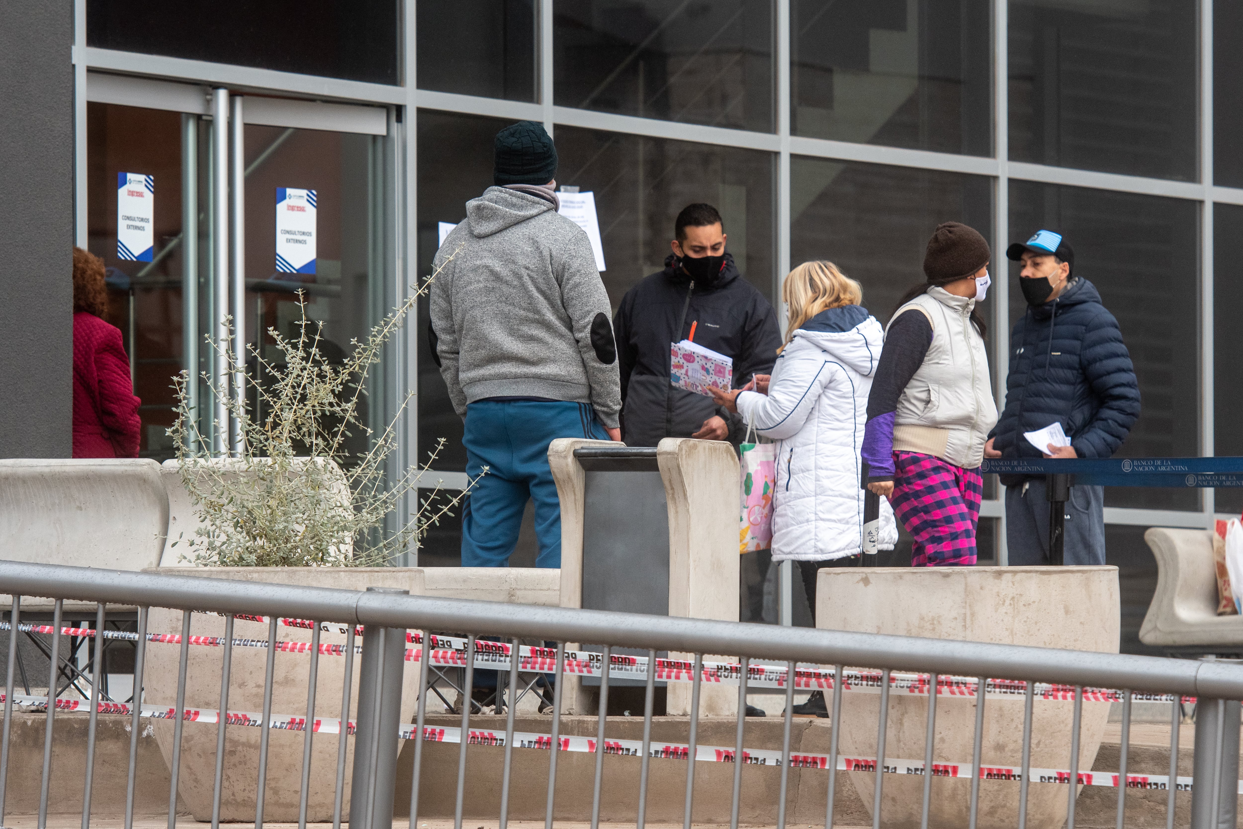 El hospital Central concentra los casos de coronavirus y también las otras patologías de los mendocinos durante la pandemia. 
