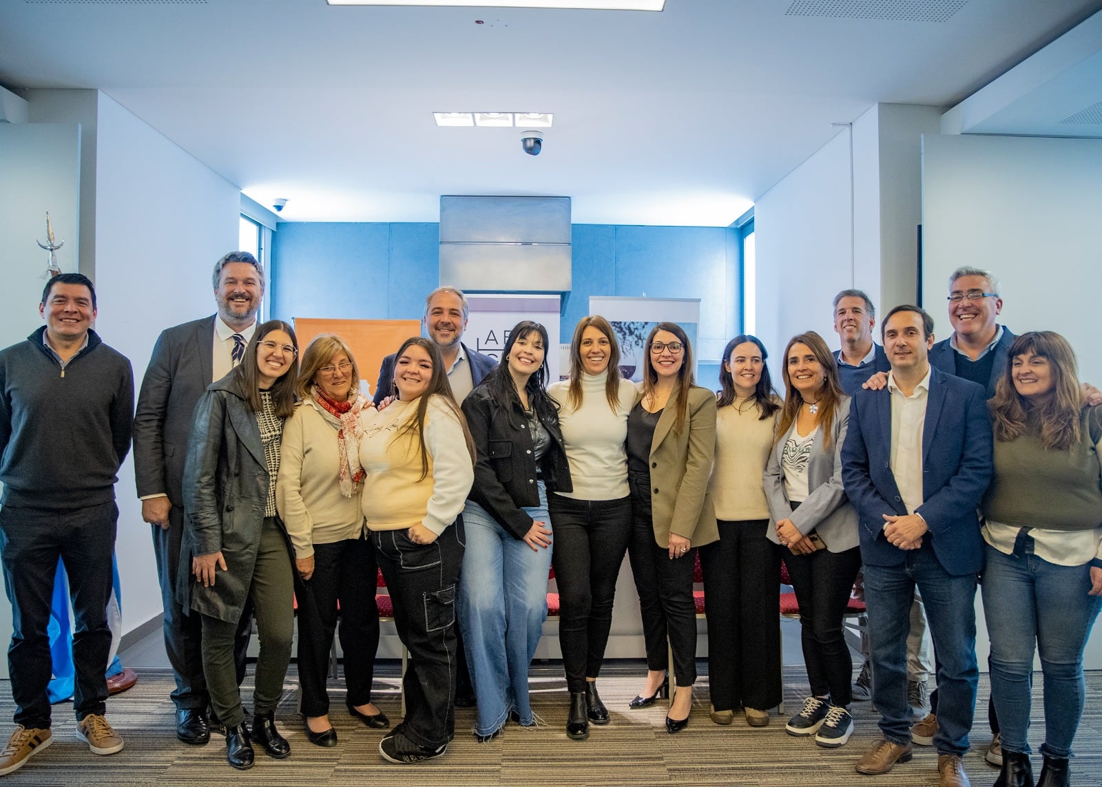 Un convenio firmado entre Fundación Bemberg, Fundación Pescar, AEHGA y el municipio de Maipú permitirá capacitar a jóvenes en viticultura y turismo