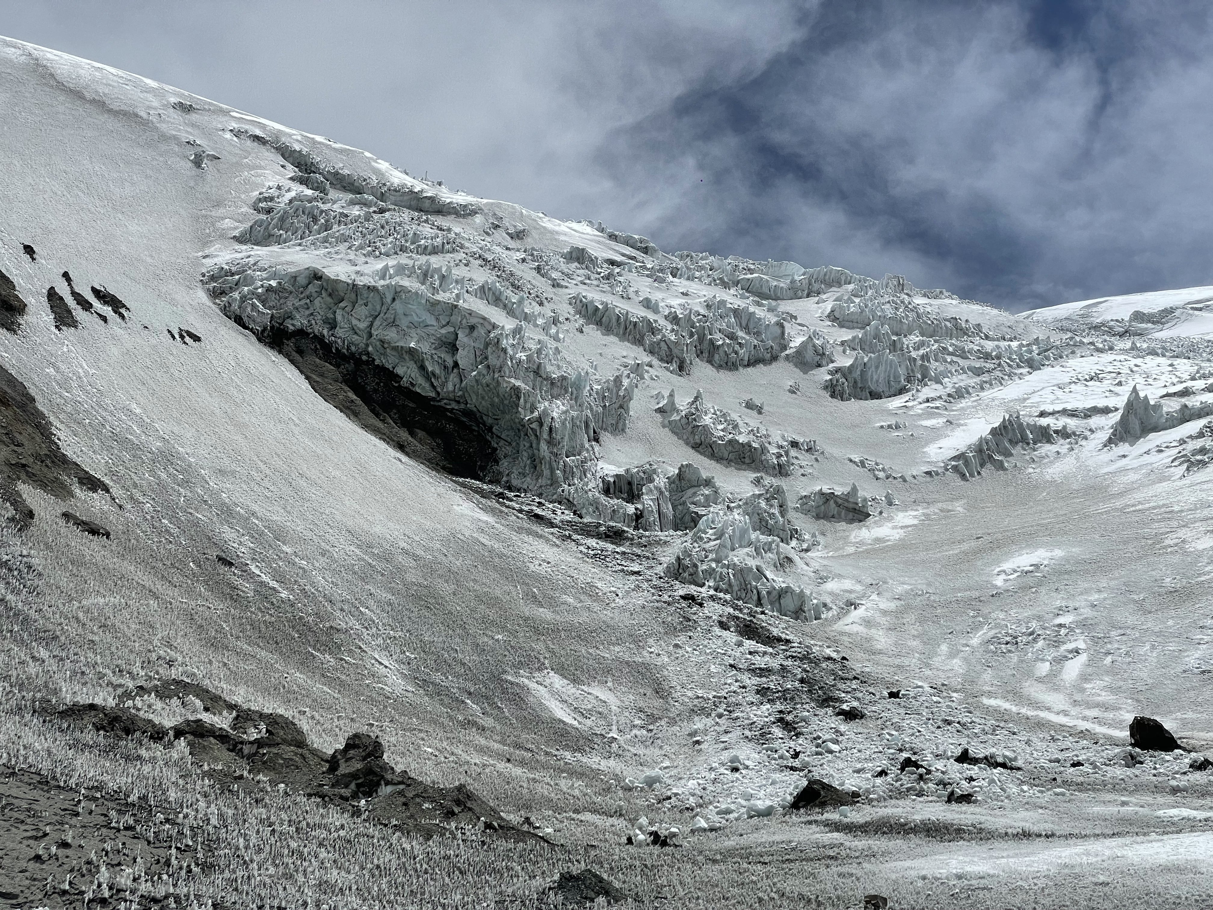 Debido a los fuertes vientos, la Cordillera de los Andes es la gran responsable de las turbulencias en los vuelos que recorren la provincia. Foto: Gentileza Gerardo Castillo