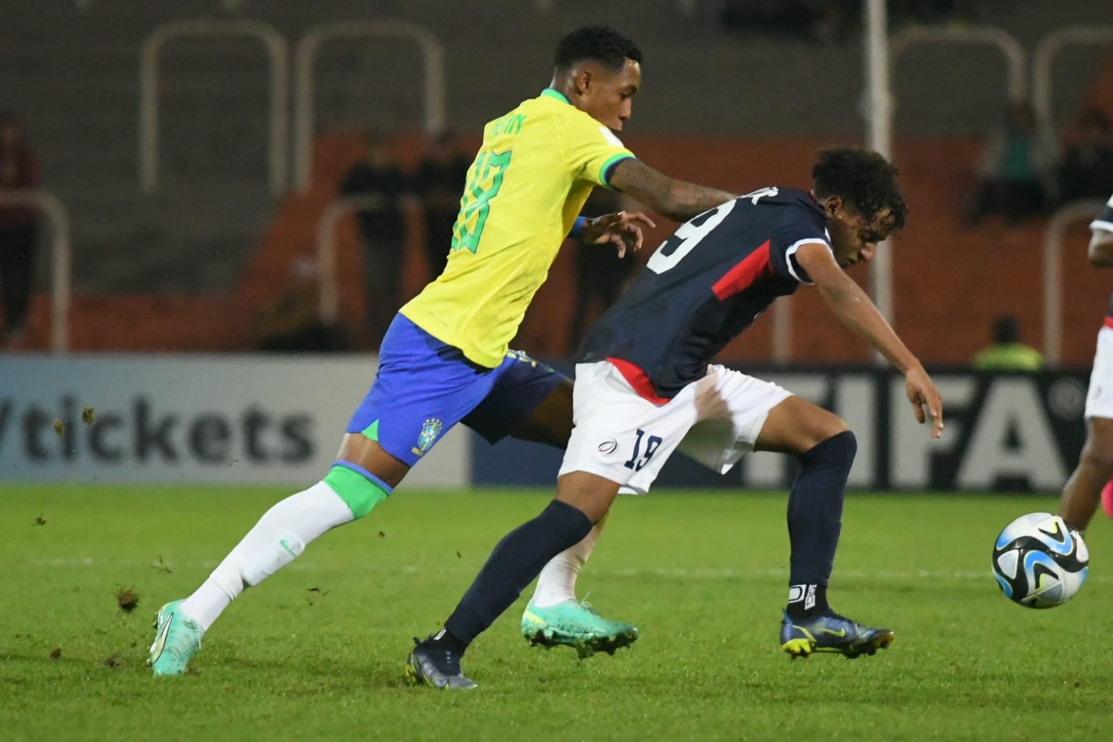 En el cierre de la quinta jornada, Brasil aplastó 6-0 a República Dominicana