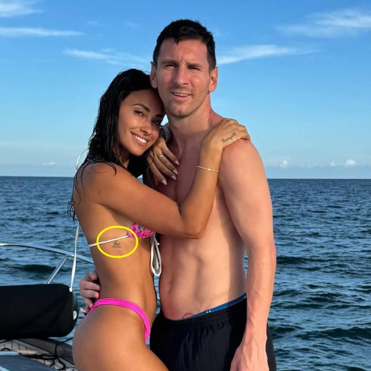 Antonela Roccuzzo mostró su tatuaje de Lionel Messi durante un paseo en yate.