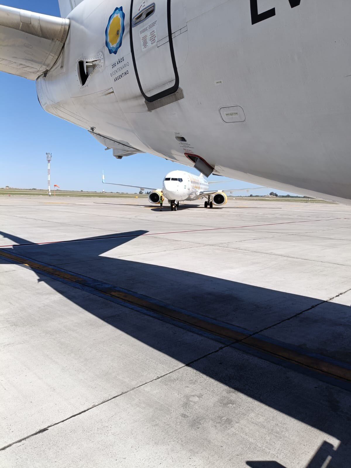 Advirtieron que casi chocan dos aviones en el aeropuerto de Mendoza pero una de las aerolíneas salió a desmentirlo. Foto: X / @diego_domi