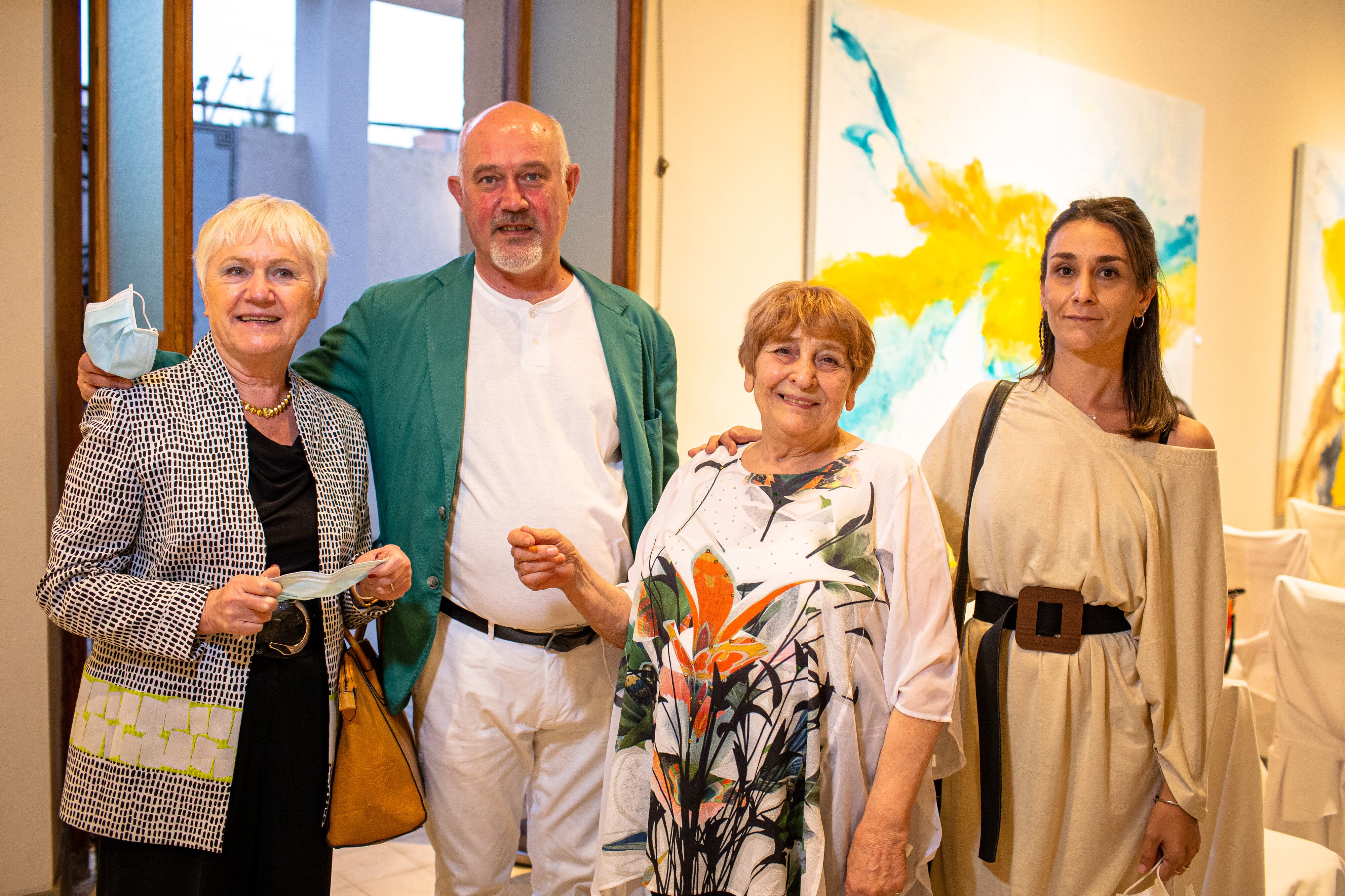 Estella Garritano, Daniela Vicentin, Selvino y Gabriela Veloce