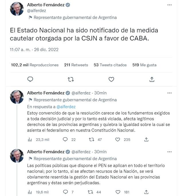 Los tuits de Alberto Fernández: finalmente acatará el fallo de la Corte (Twitter)