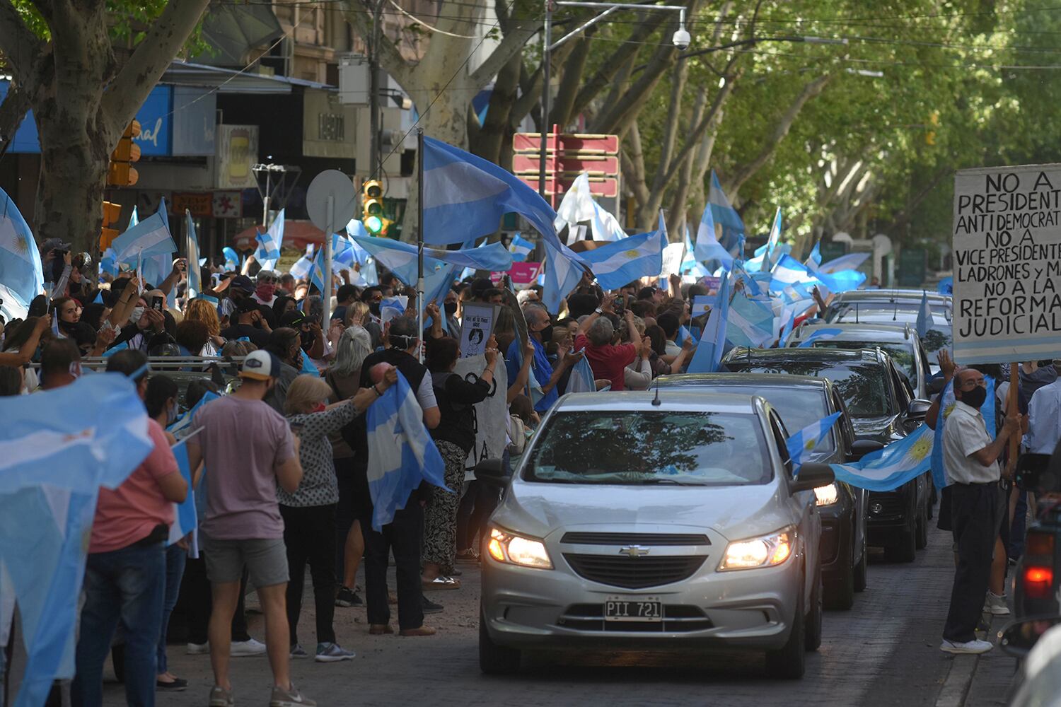 Además de Mendoza, hubo gran convocatoria en Córdoba, Rosario, Bariloche y varias ciudades de Buenos Aires.