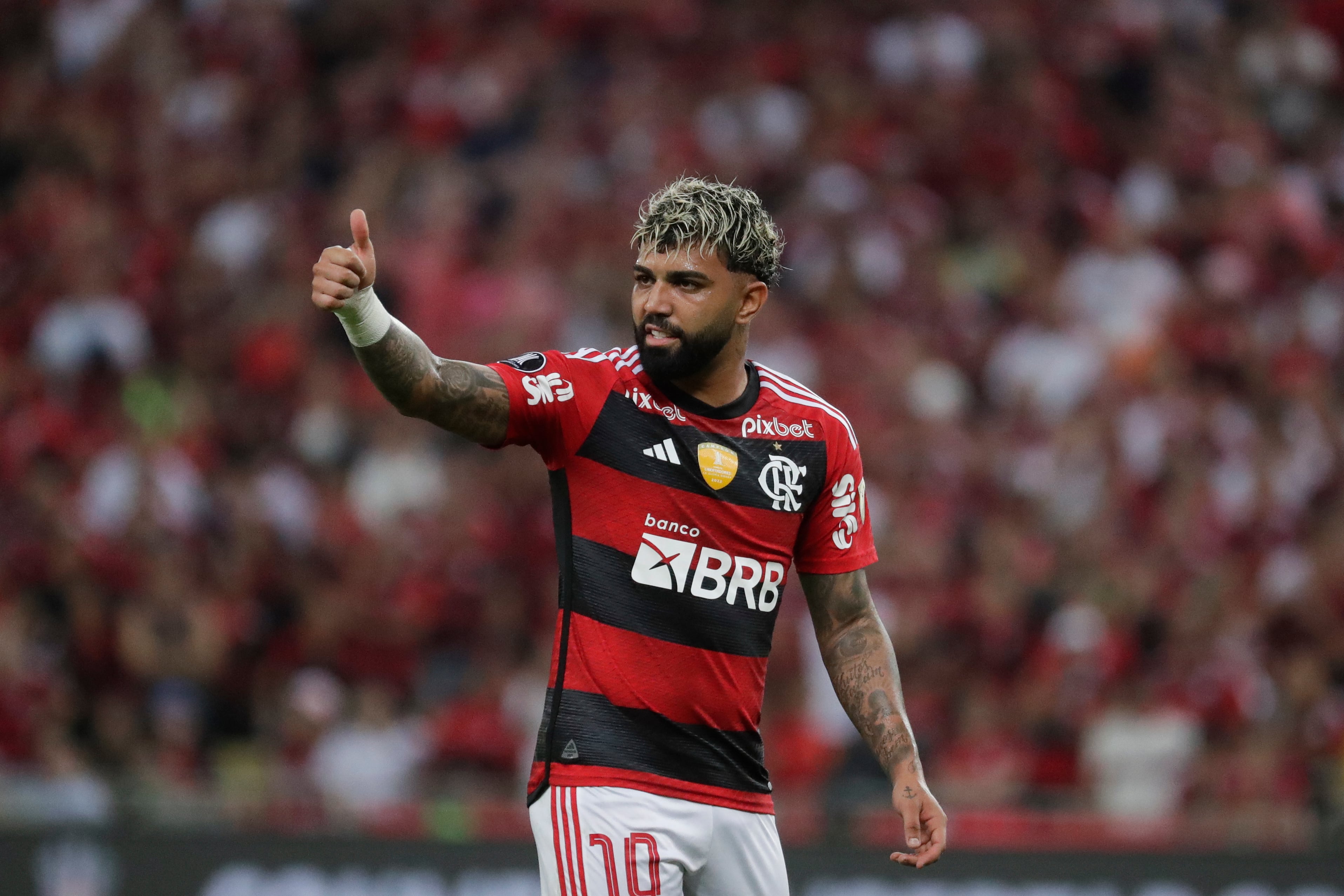 El delantero de Flamengo Gabriel Barbosa, del máximo candidato a llevarse la copa (AP Foto/Bruna Prado, archivo)