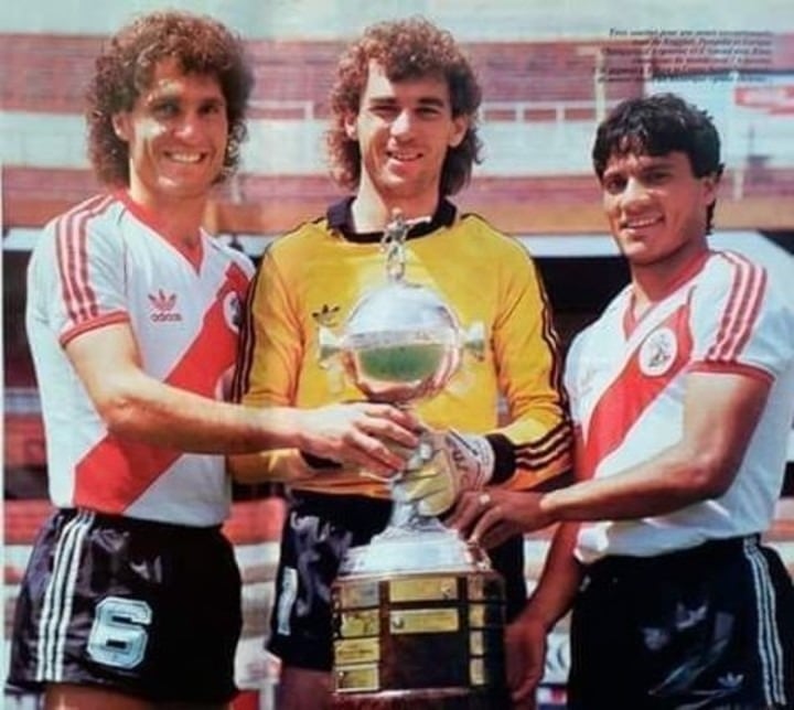 Oscar Ruggeri salió campeón en River